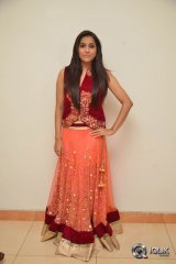 Rashmi Gautam at Guntur Talkies Movie First Look Launch